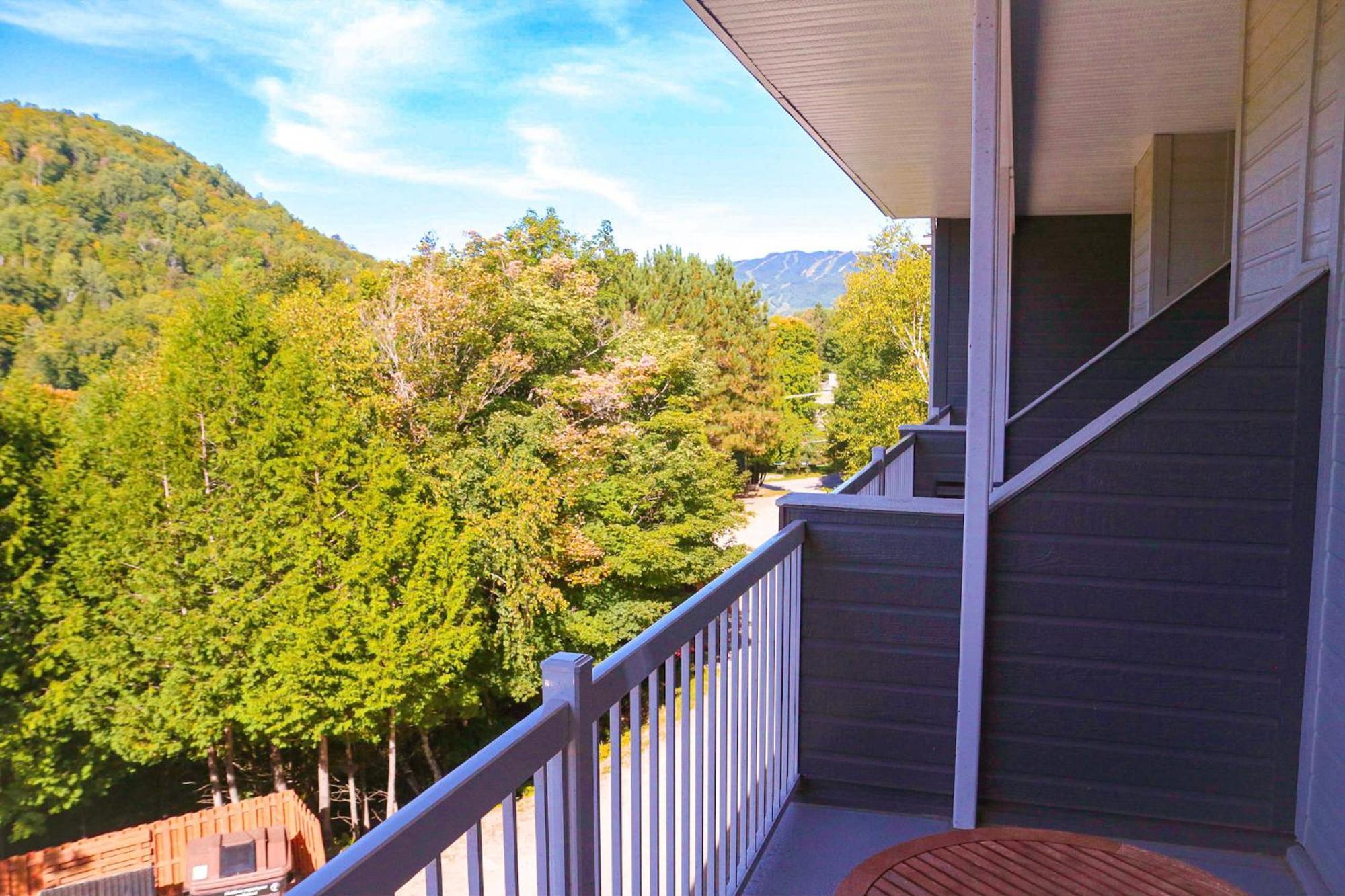 Condo Moderne, Escapade Vacance, Vue Sur Montagnes 外观 照片