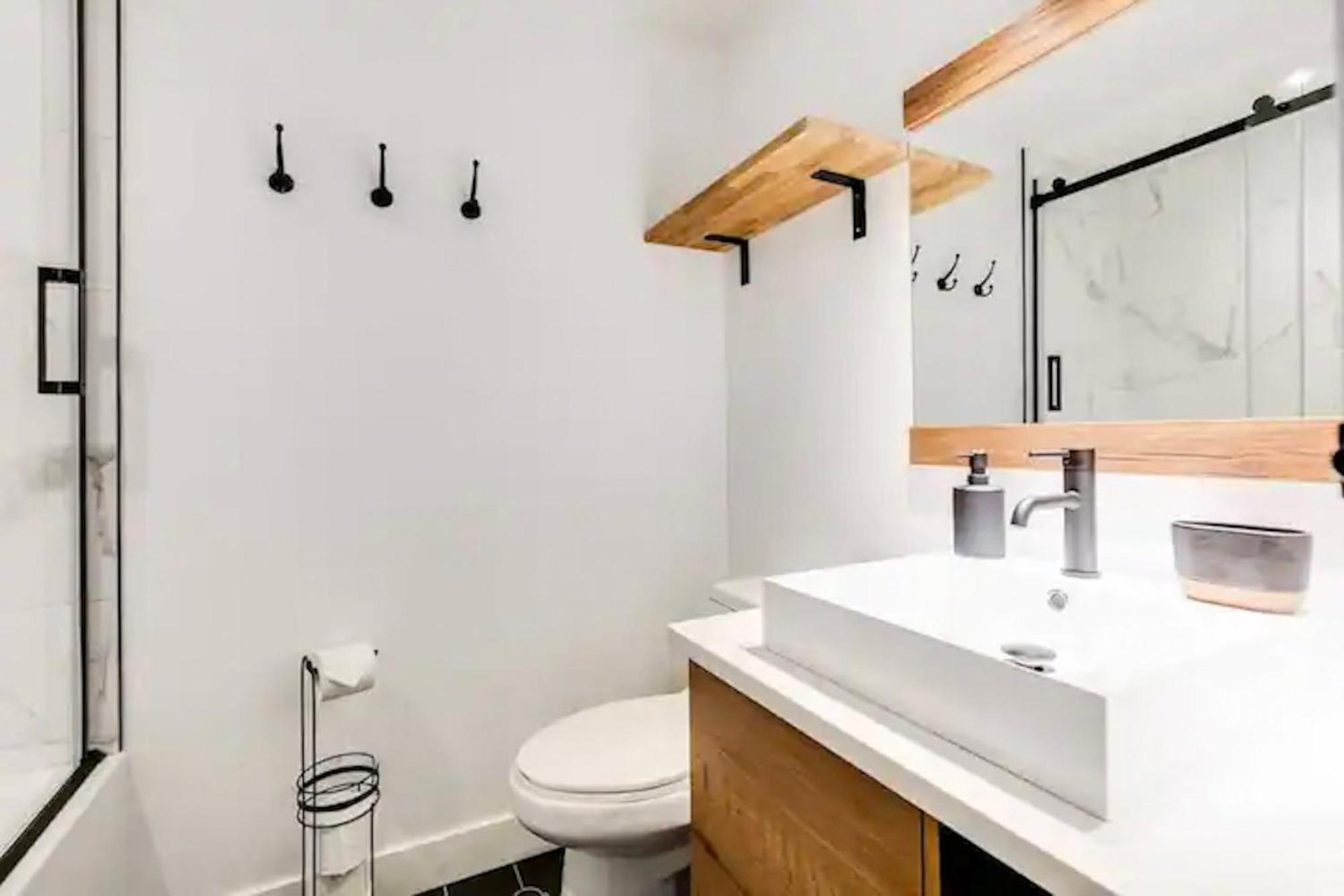 Condo Moderne, Escapade Vacance, Vue Sur Montagnes 外观 照片